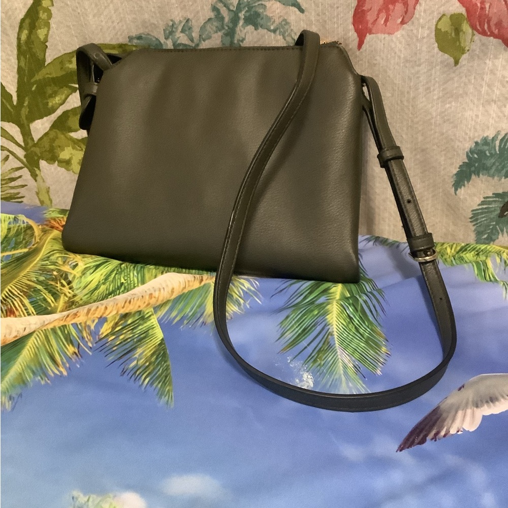 Elegant ALPINE  Green Crossbody Bag by A NEW DAY NWOT long strap